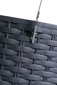 Rattan hatású függő virágtartó kivehető betéttel  - 25,6 x 21,9 cm 