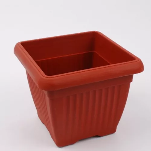 Négyszögletes virágcserép alátéttel - több színben - 20 cm