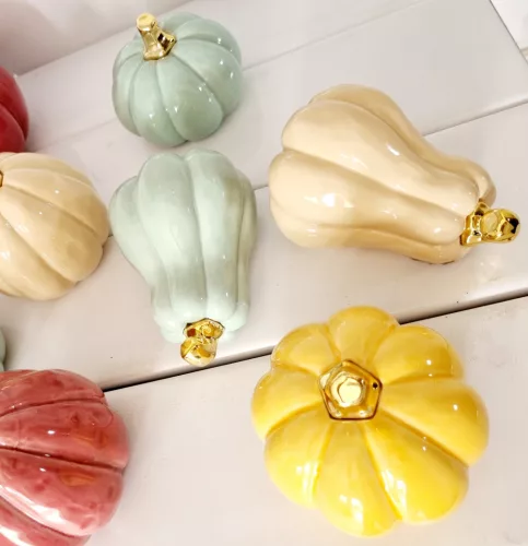 Kerámia tök - fekvő - bézs